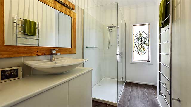 BREEZE™ & KOLOR™ - Frameless Shower Screen - Bathroom Wall White Colour Glass Splashbacks - Moriac - TORQUAY - Supplied & Installed by - geelongsplashbacks.com.au
